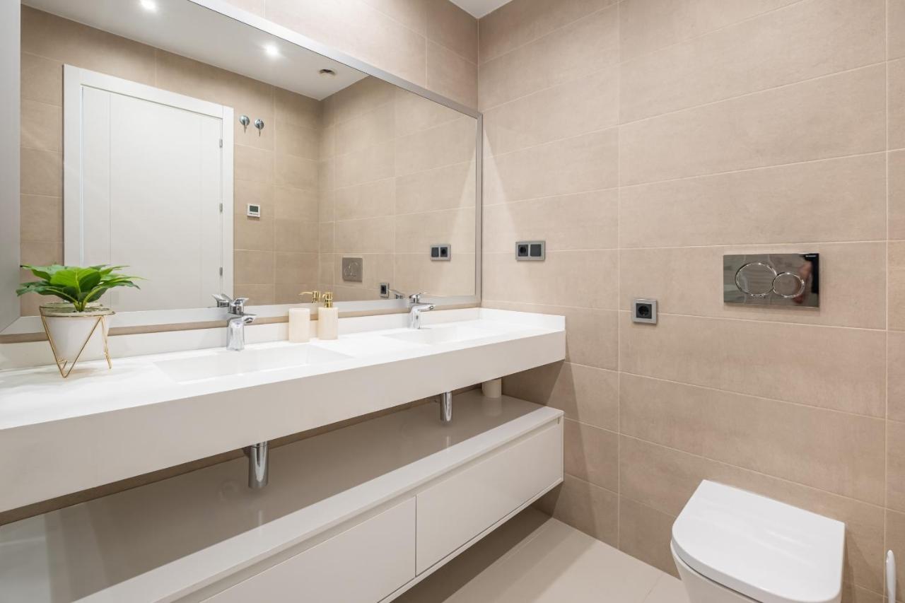 Sunset Drive Resort Apartment 5-10 Poniente Beach เบนิดอร์ม ภายนอก รูปภาพ